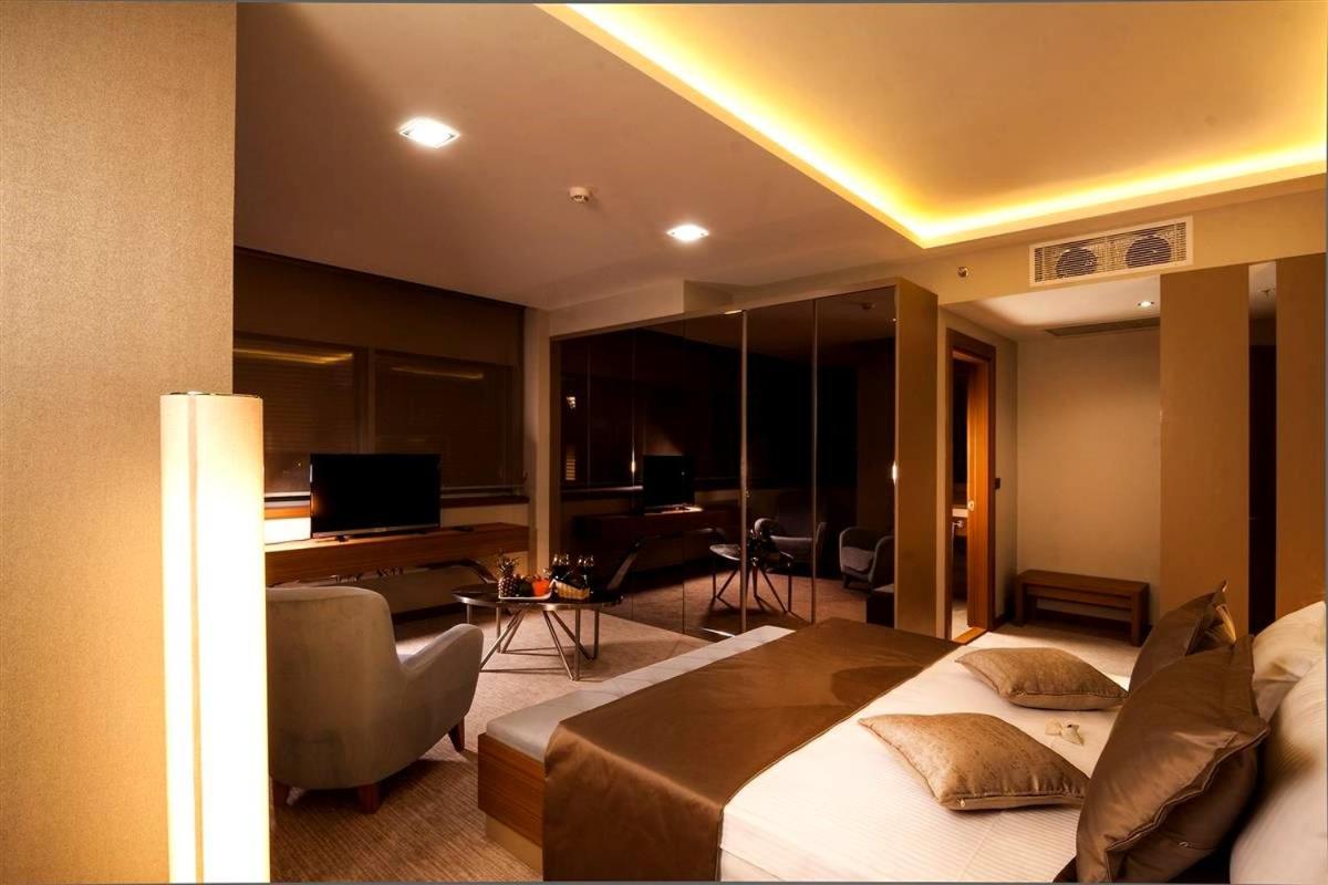 Majura Hotel Business Izmir Exterior foto