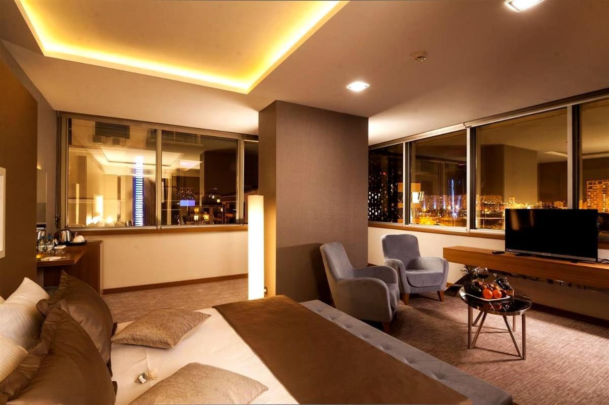 Majura Hotel Business Izmir Exterior foto